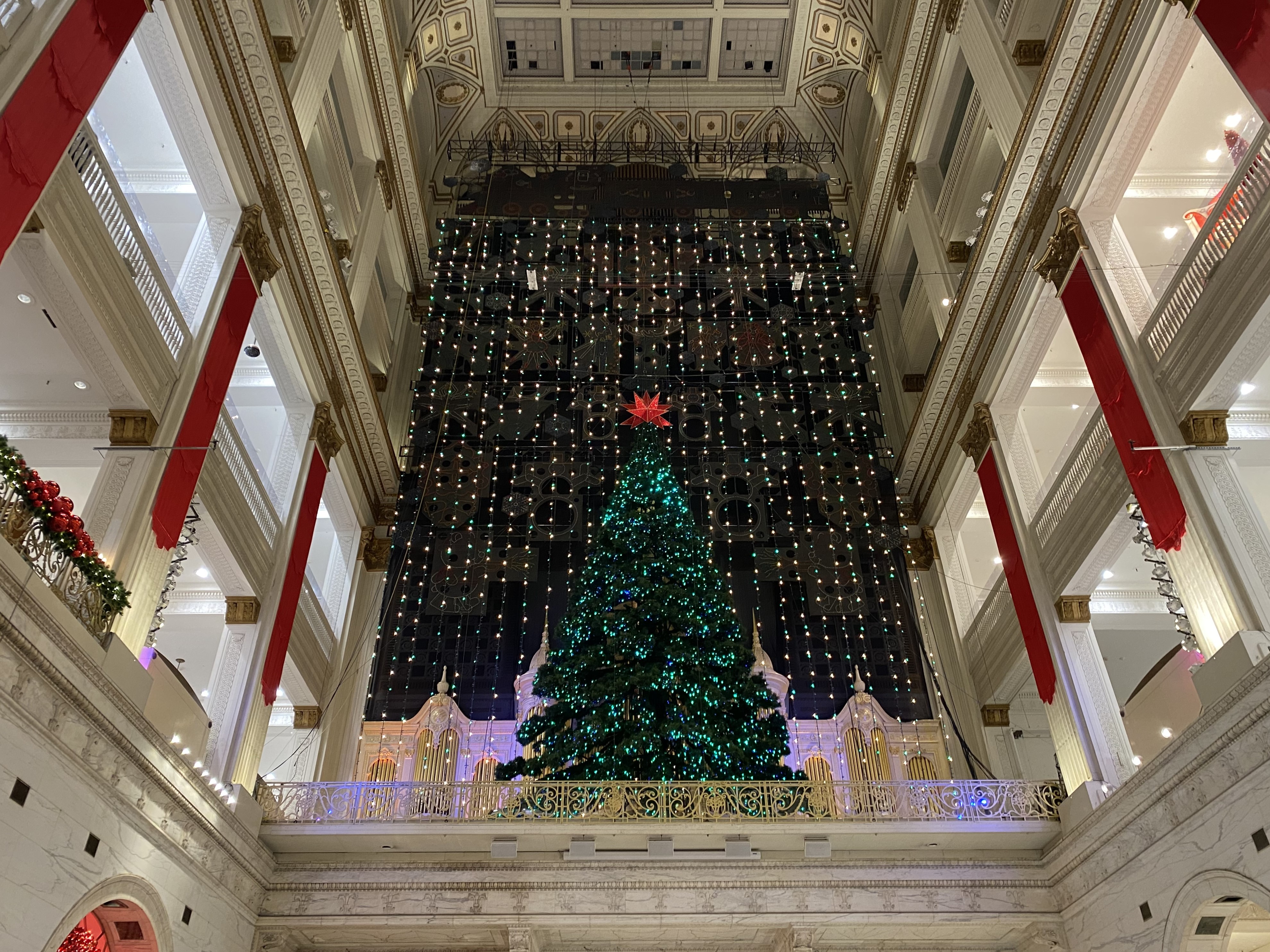 Wanamaker Light Show